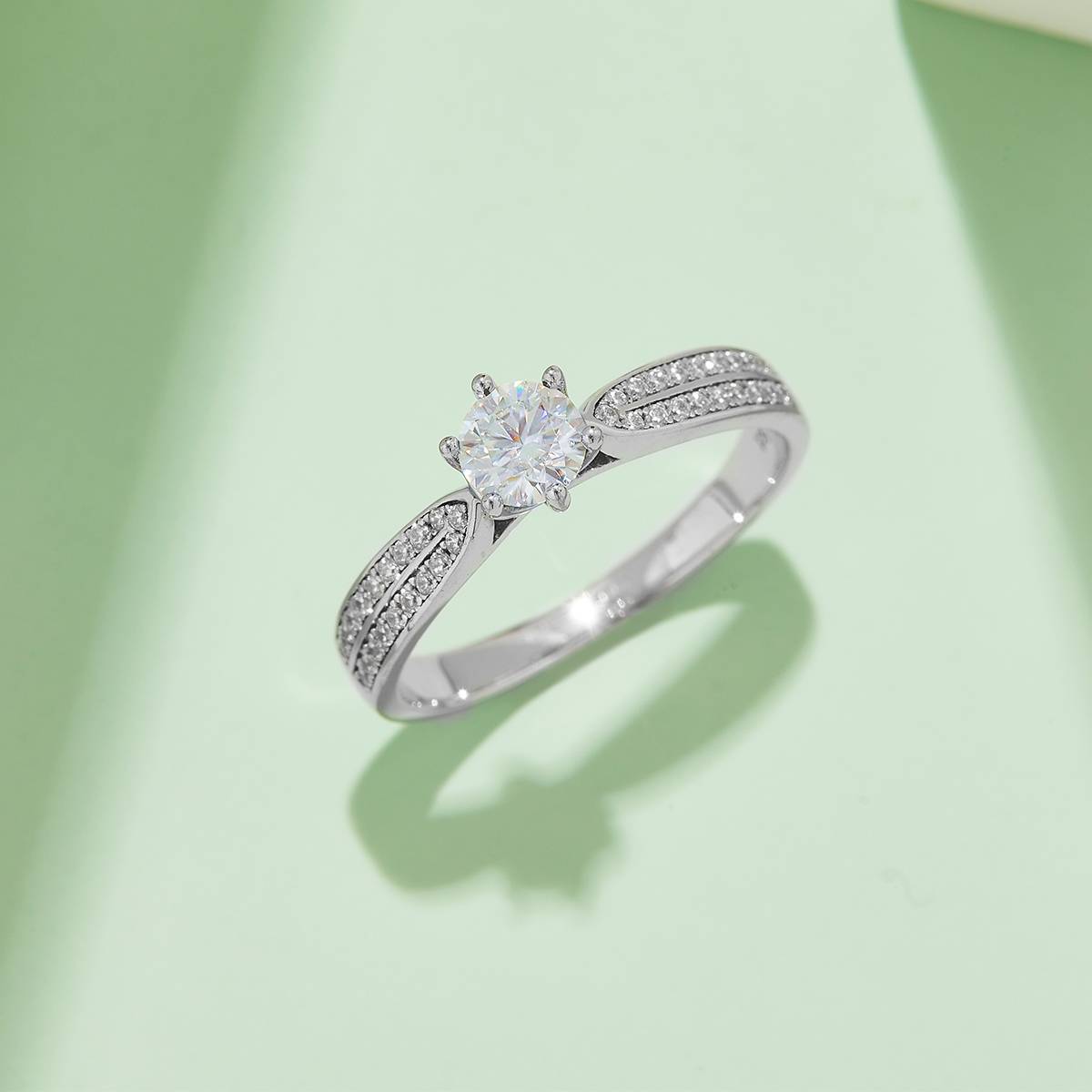 Deluxe Starry Queen S925 Silver Plated Platinum Moissanite Women's Ring 50 Points D-Class